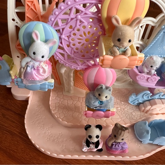 🩵Calico Critters - Amusement Park Adventure Playset - Picture 3 of 9
